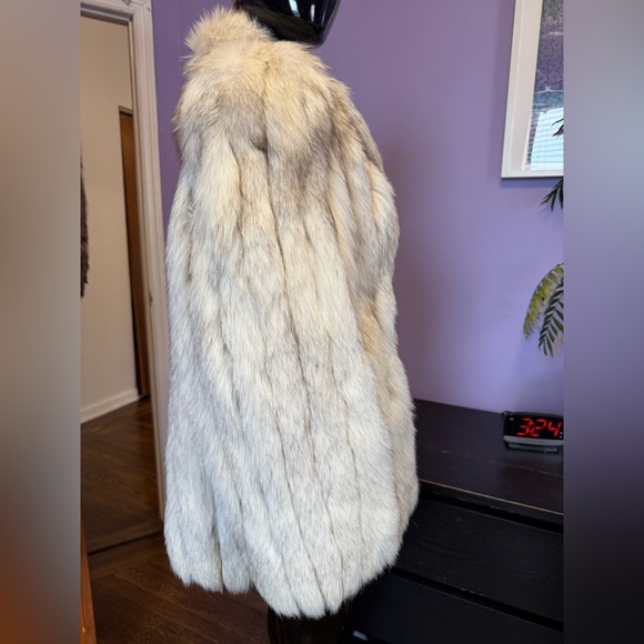 Saga Fox blue silver fox fur coat jacket size 16 or L-XL - Picture 5 of 16